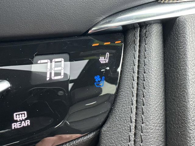 Used 2021 Cadillac XT5 Sportv w/ Platinum Package AWD/4WD image 77