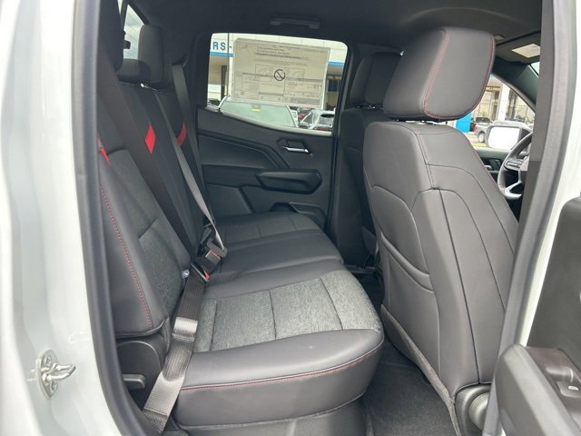 New 2026 Chevrolet Colorado Z71 w/ LPO, Hood Decal Package image 31