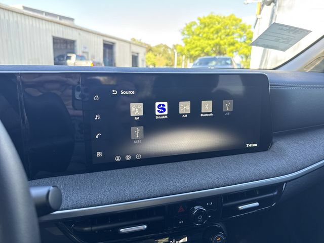 New 2026 Nissan Kicks SV FWD image 19