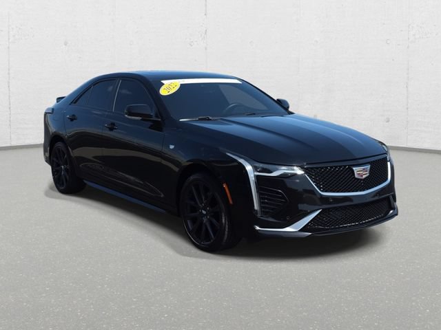 Certified 2022 Cadillac CT4 Sport w/ Technology Package AWD/4WD image 3