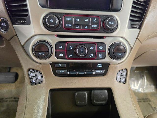 Used 2015 GMC Yukon XL SLT w/ Open Road Package AWD/4WD image 19