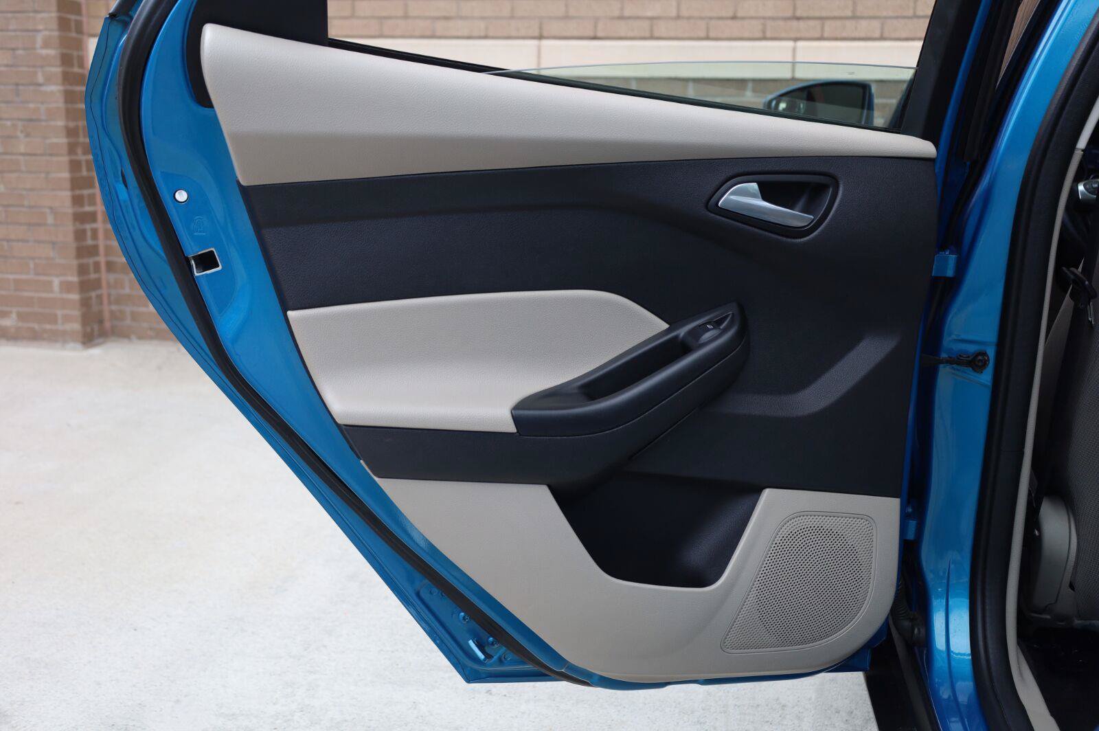 Used 2014 Ford Focus SE FWD image 19