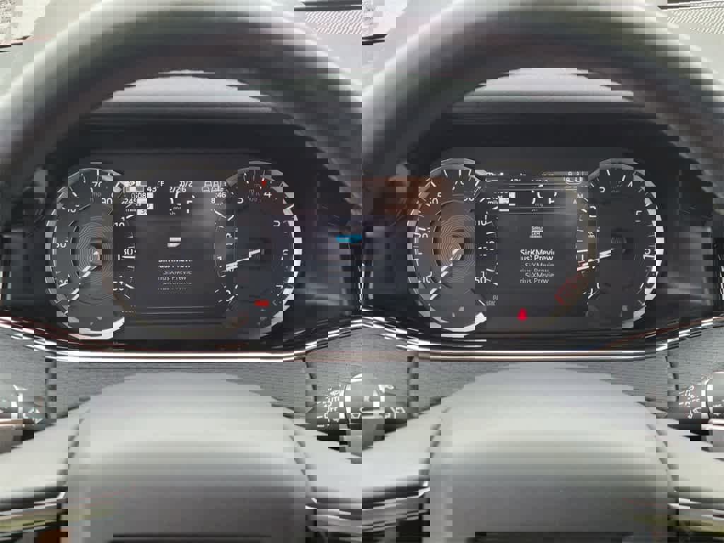 Used 2023 Land Rover Range Rover Evoque R-Dynamic S image 24