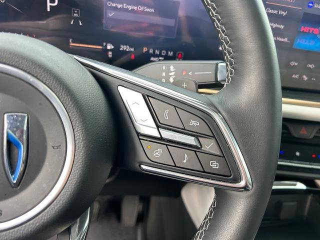 Used 2024 Buick Envision Avenir image 18