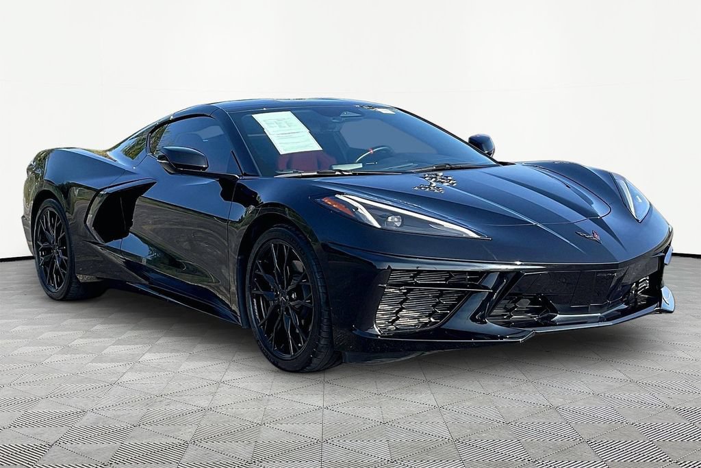 Used 2024 Chevrolet Corvette Stingray Coupe w/ 1LT RWD image 3
