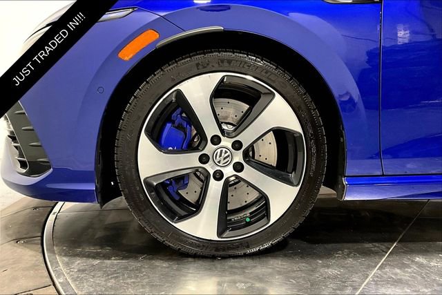 Used 2024 Volkswagen Golf R image 8