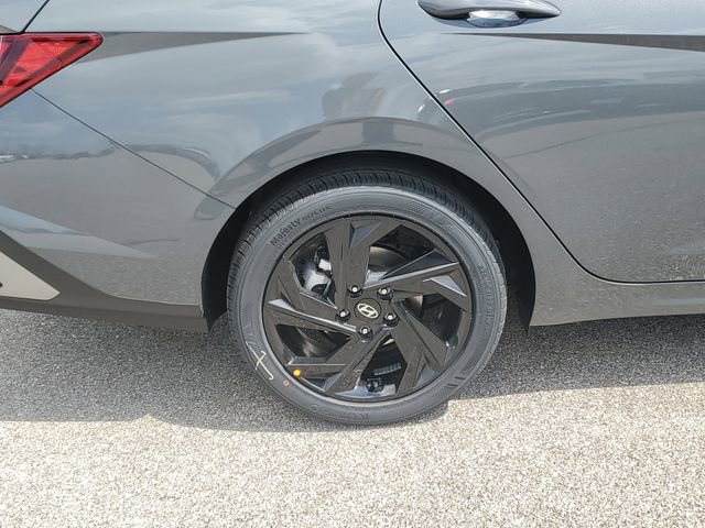 New 2026 Hyundai Elantra Sport FWD image 5