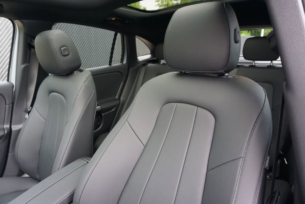 Certified 2026 Mercedes-Benz GLA 250 image 43