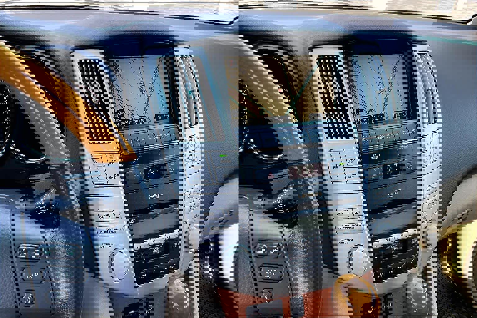 Used 2007 Lexus RX 400h 2WD image 6