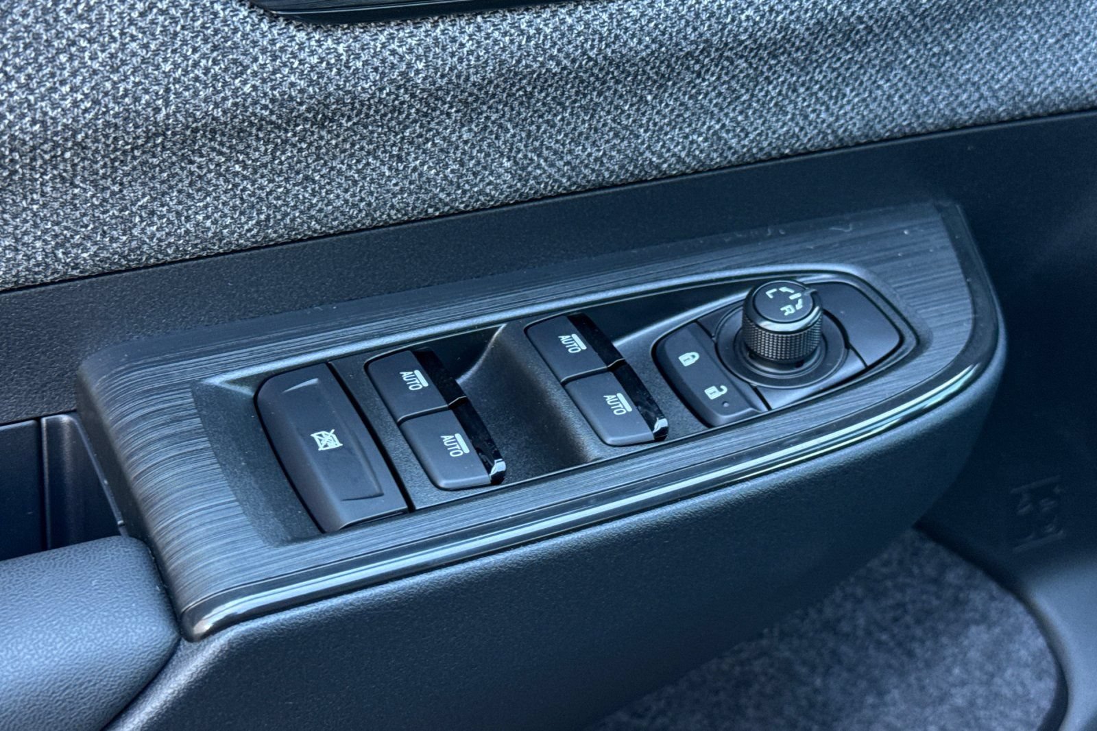 New 2026 Subaru Outback Limited AWD/4WD image 13