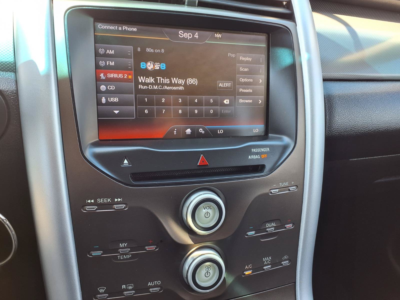 Used 2013 Ford Edge SEL FWD image 9