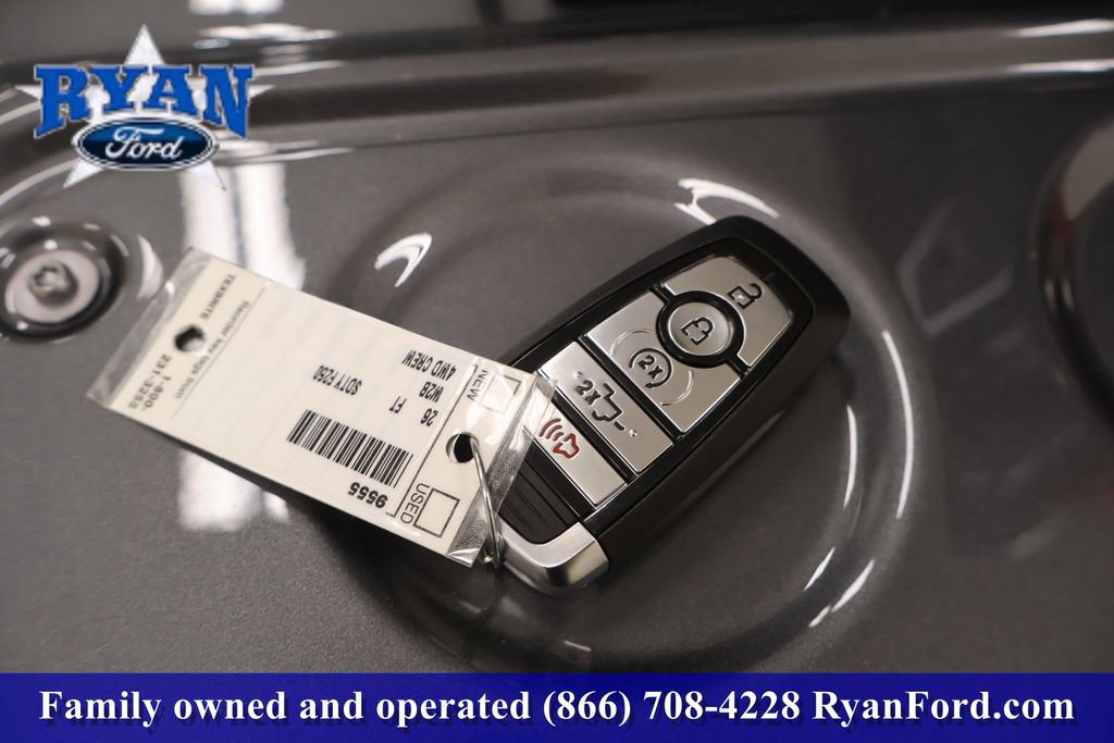 New 2026 Ford F250 Platinum w/ FX4 Off-Road Package image 33