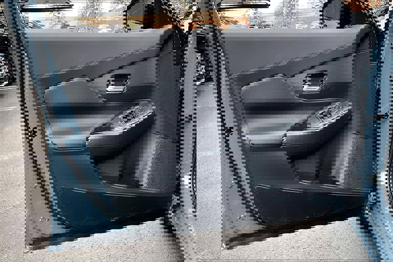 New 2026 Nissan Sentra SV image 10