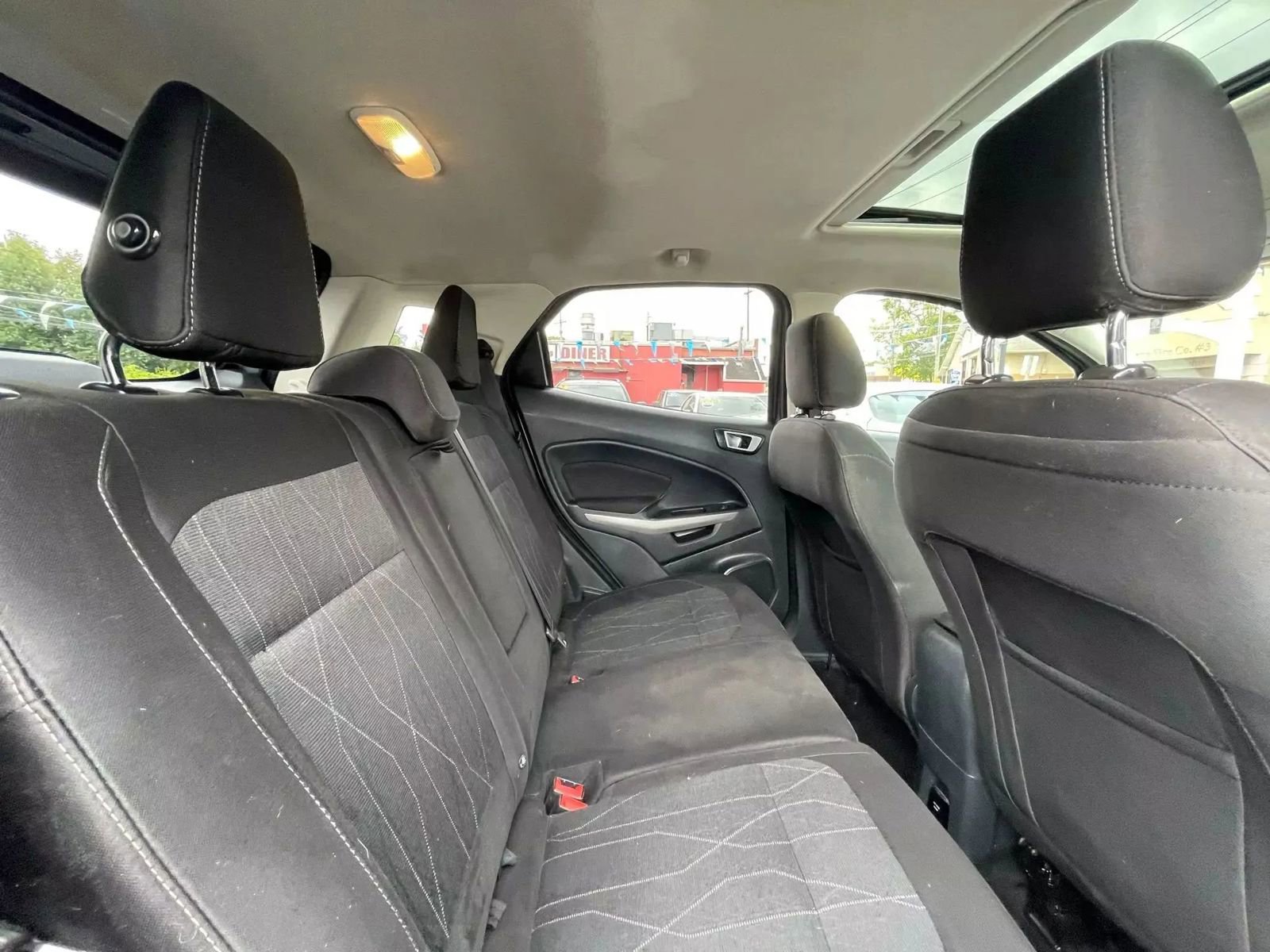 Used 2018 Ford EcoSport SE w/ SE Convenience Package image 55