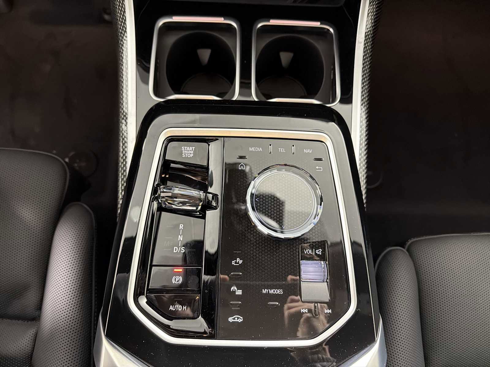 New 2026 BMW 740i xDrive w/ Executive Package AWD/4WD image 17