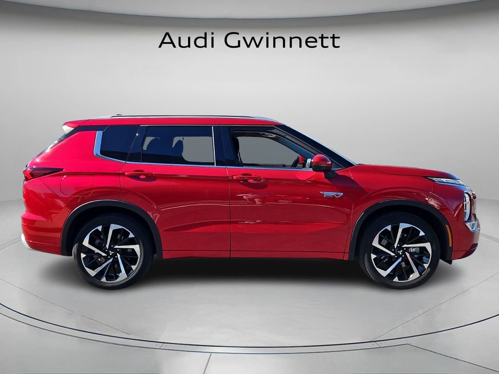 Used 2023 Mitsubishi Outlander SEL image 4