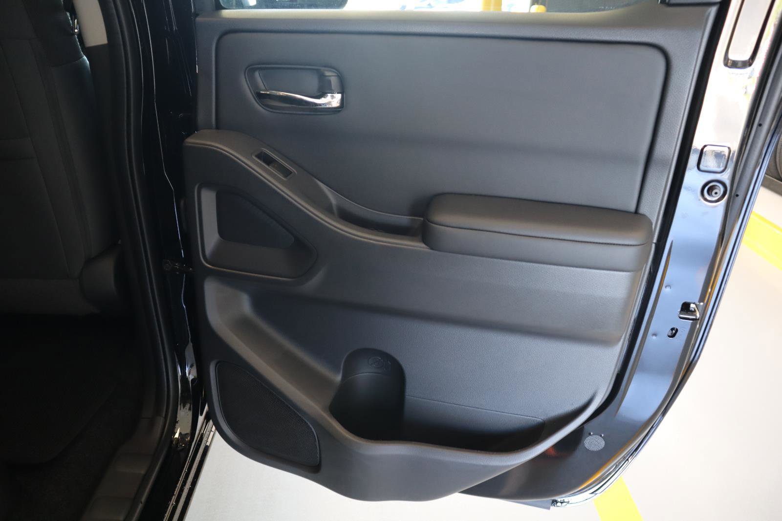 New 2026 Nissan Frontier SV image 39