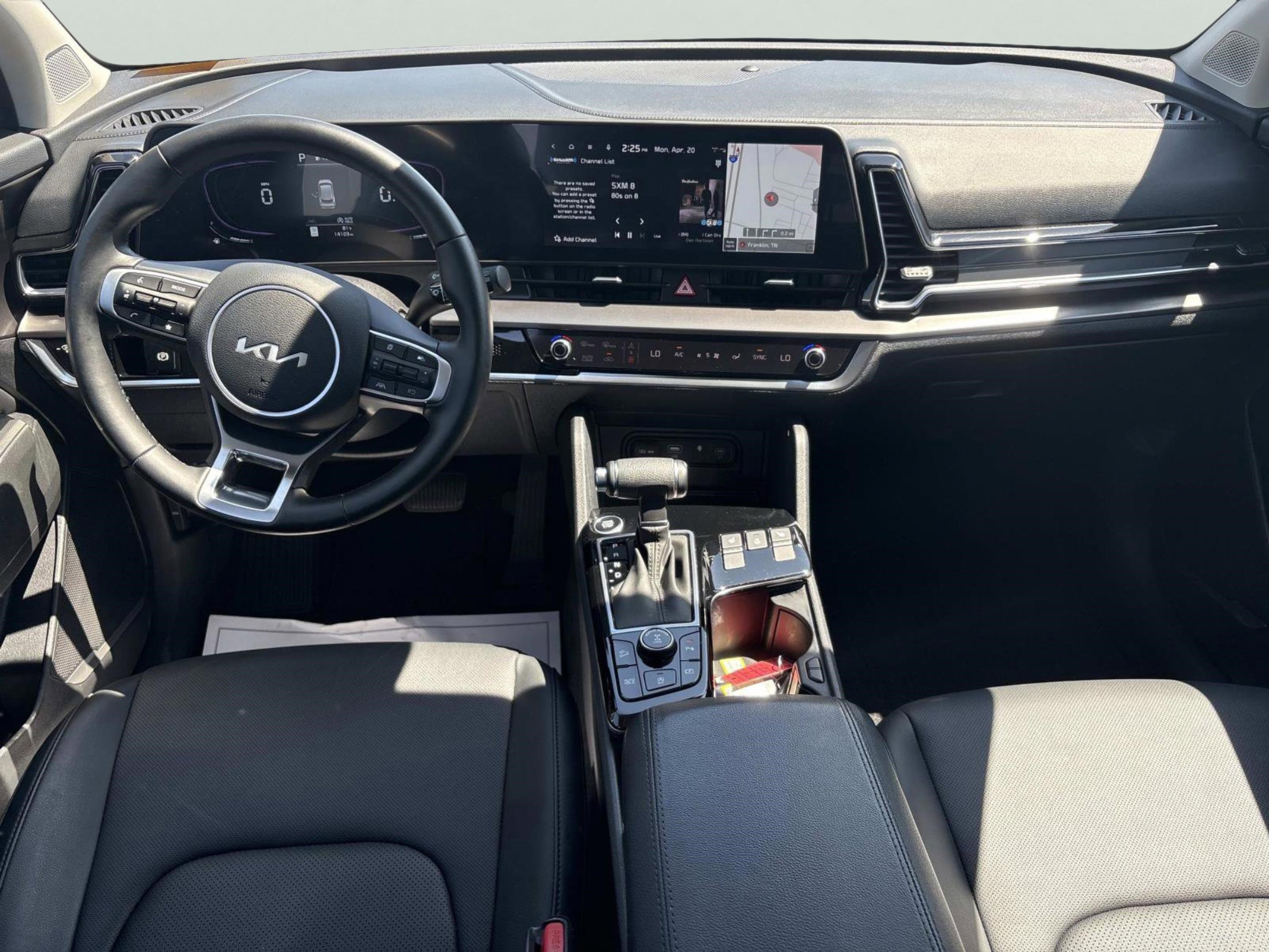 Used 2023 Kia Sportage EX image 12