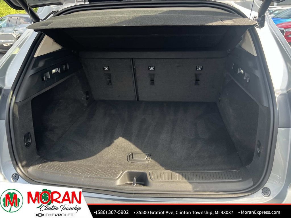 Used 2023 Buick Envision Avenir AWD/4WD image 12