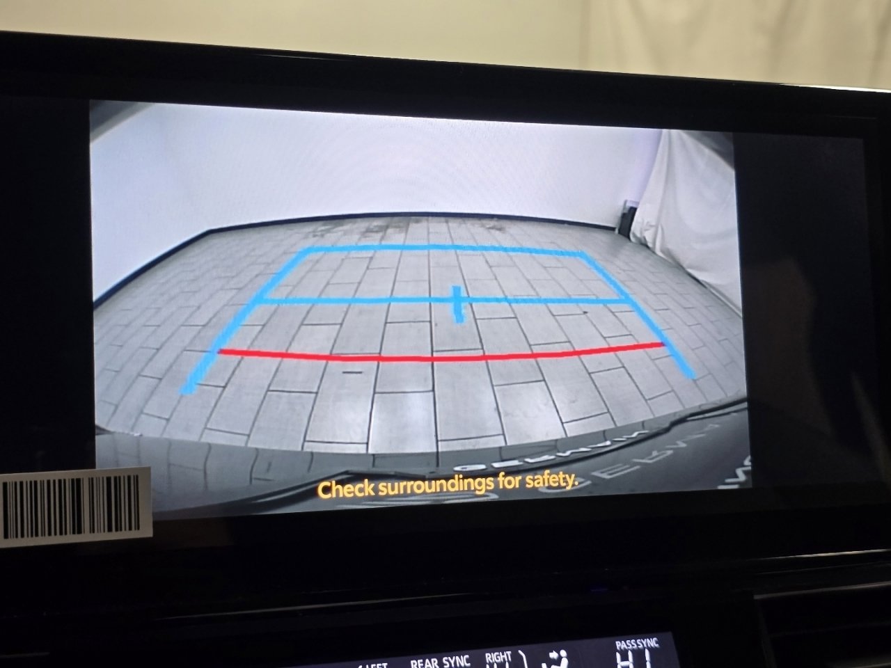 New 2026 Toyota Sienna XLE image 7