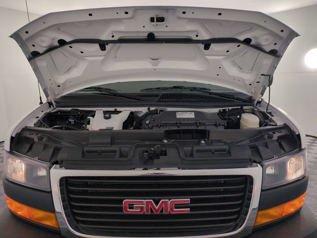 Used 2025 GMC Savana 2500 w/ Driver Convenience Package RWD image 31