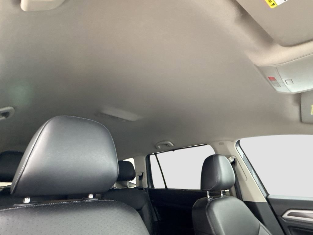 Used 2019 Volkswagen Atlas SE w/ Towing Package image 16