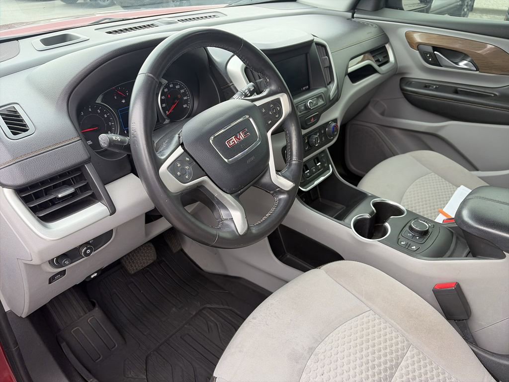 Used 2020 GMC Terrain SLE w/ Driver Convenience Package image 11
