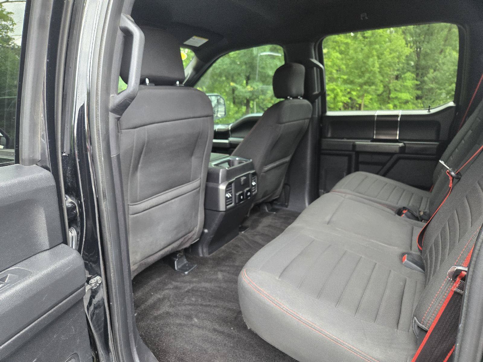 Used 2018 Ford F150 XLT w/ Equipment Group 302A Luxury AWD/4WD image 24