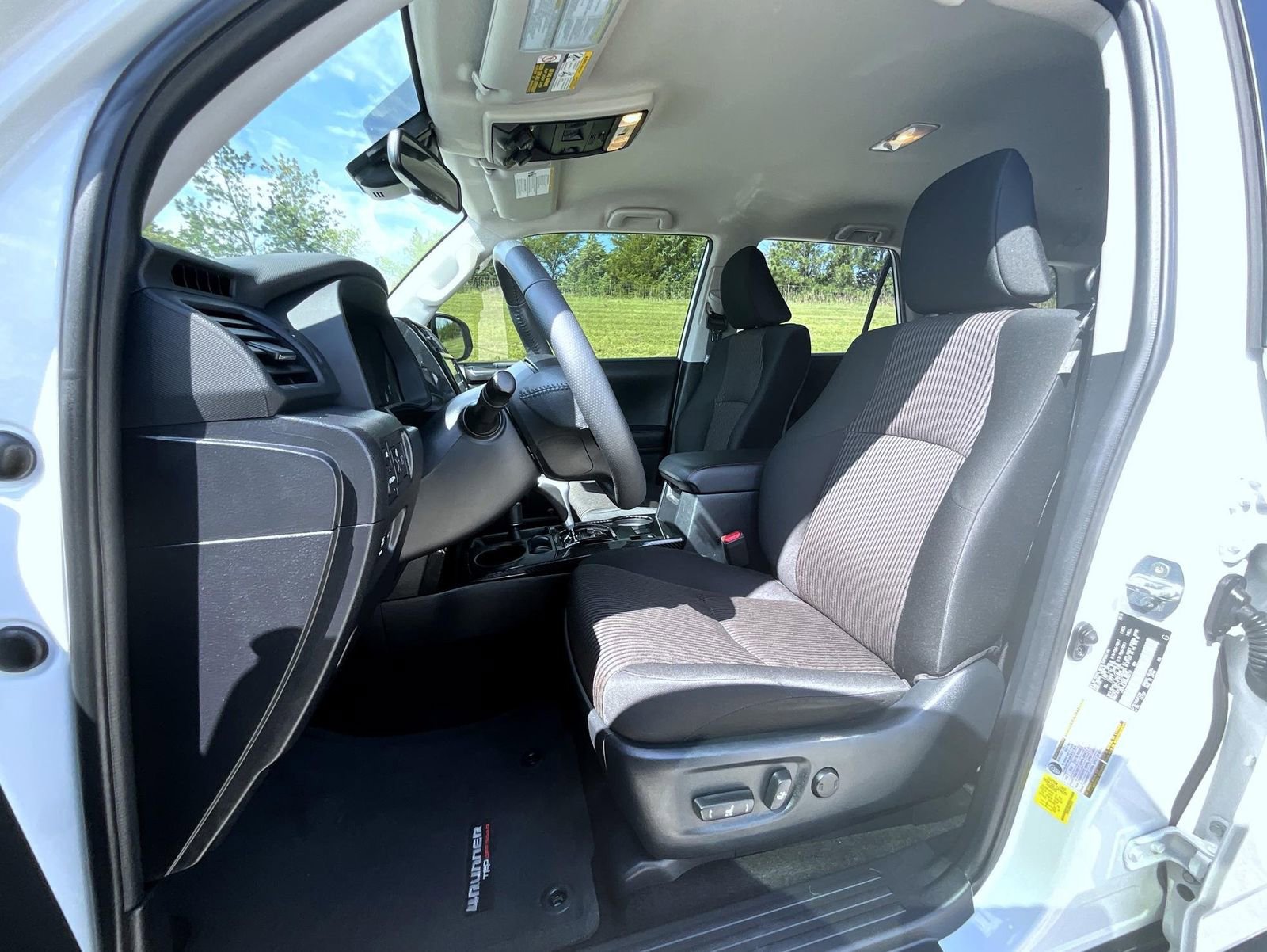 Used 2024 Toyota 4Runner TRD Off-Road image 11