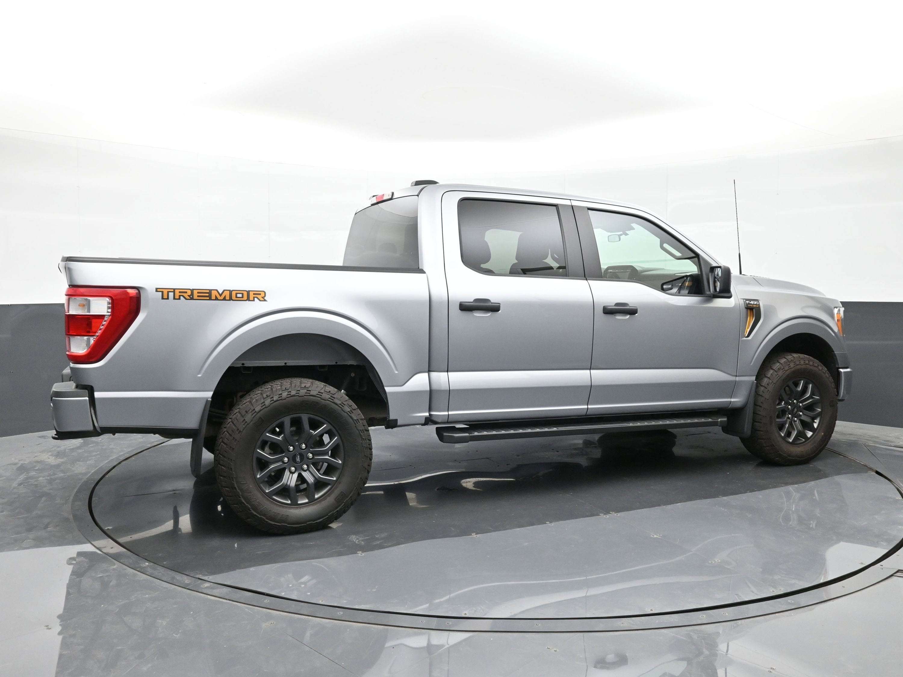 Used 2022 Ford F150 Tremor w/ Trailer Tow Package image 8