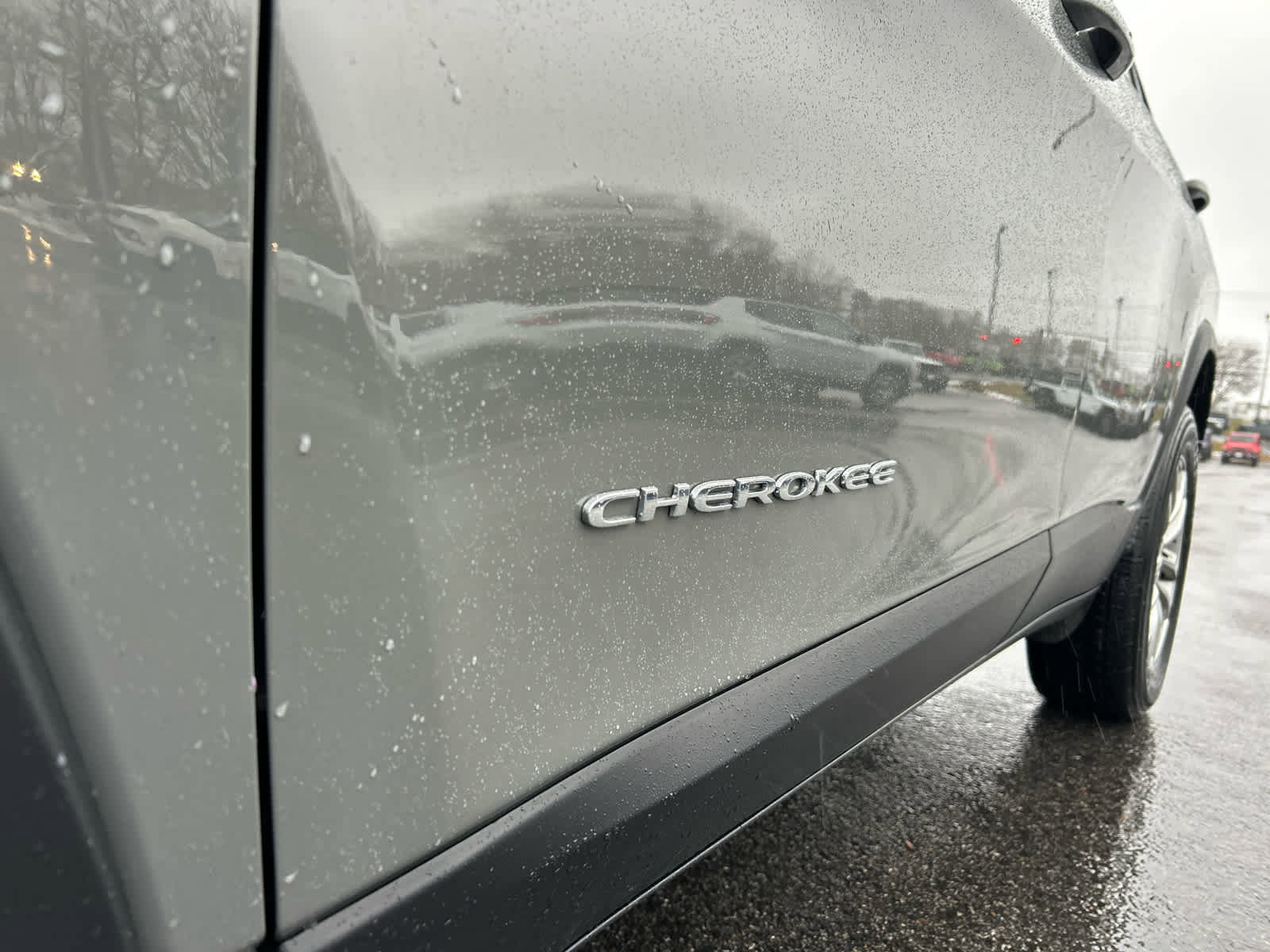 Used 2022 Jeep Cherokee Latitude Lux w/ Sun & Sound Group image 49