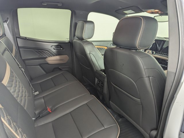 Used 2023 GMC Canyon Denali image 27