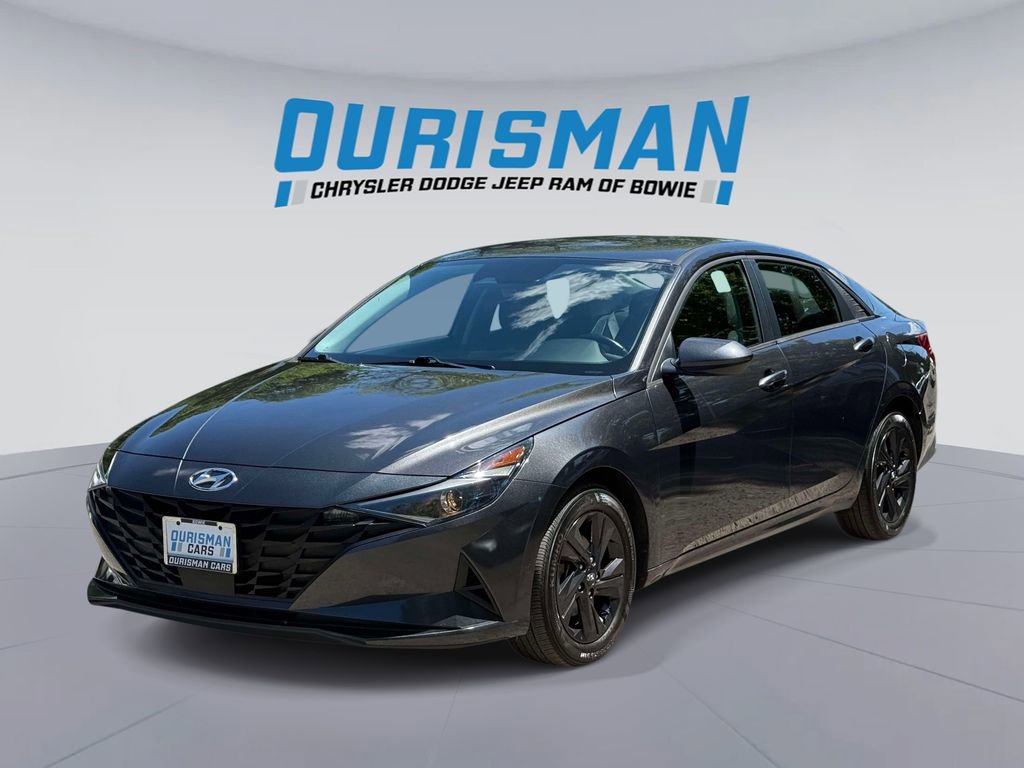 Used 2021 Hyundai Elantra SEL w/ Convenience Package FWD image 5