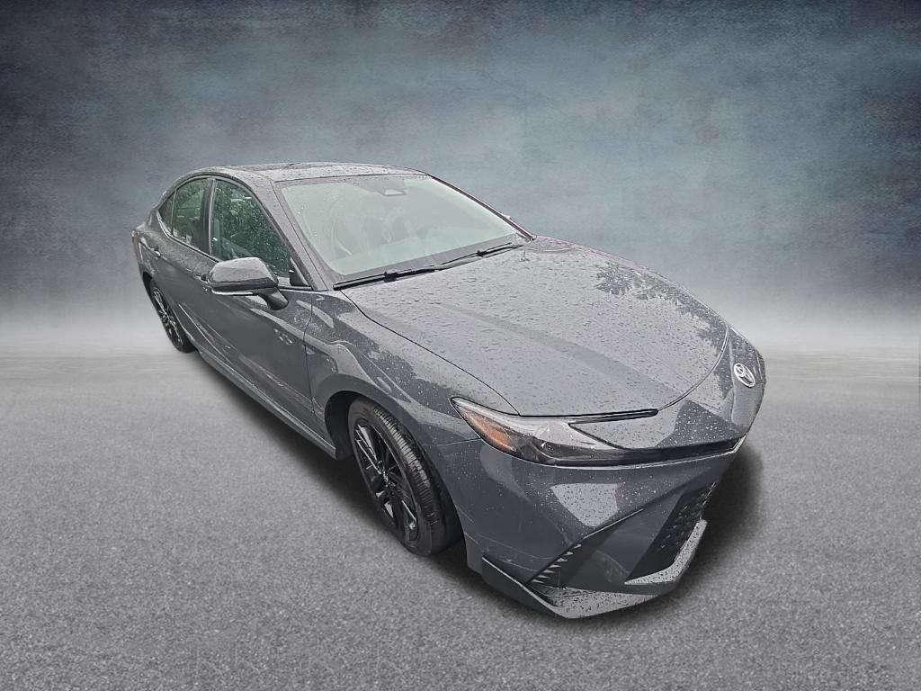 Used 2025 Toyota Camry SE FWD image 2