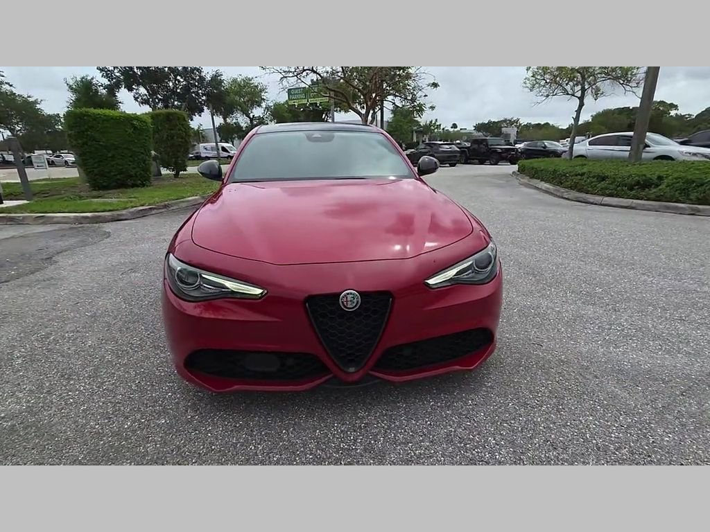 Used 2023 Alfa Romeo Giulia Veloce image 33