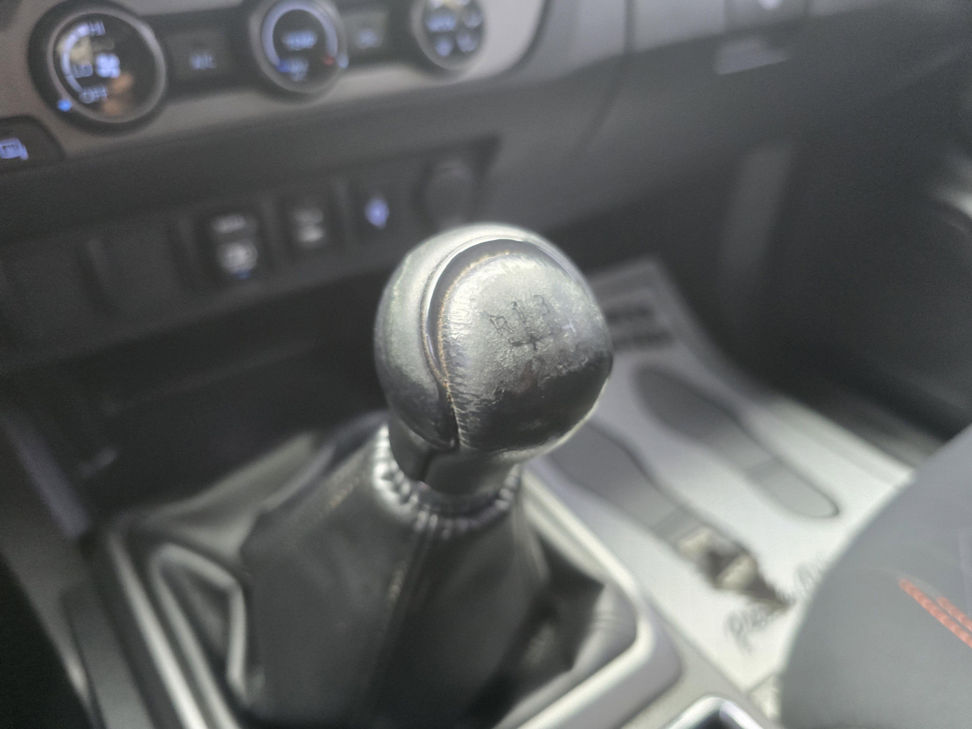 Used 2018 Toyota Tacoma TRD Off-Road image 27