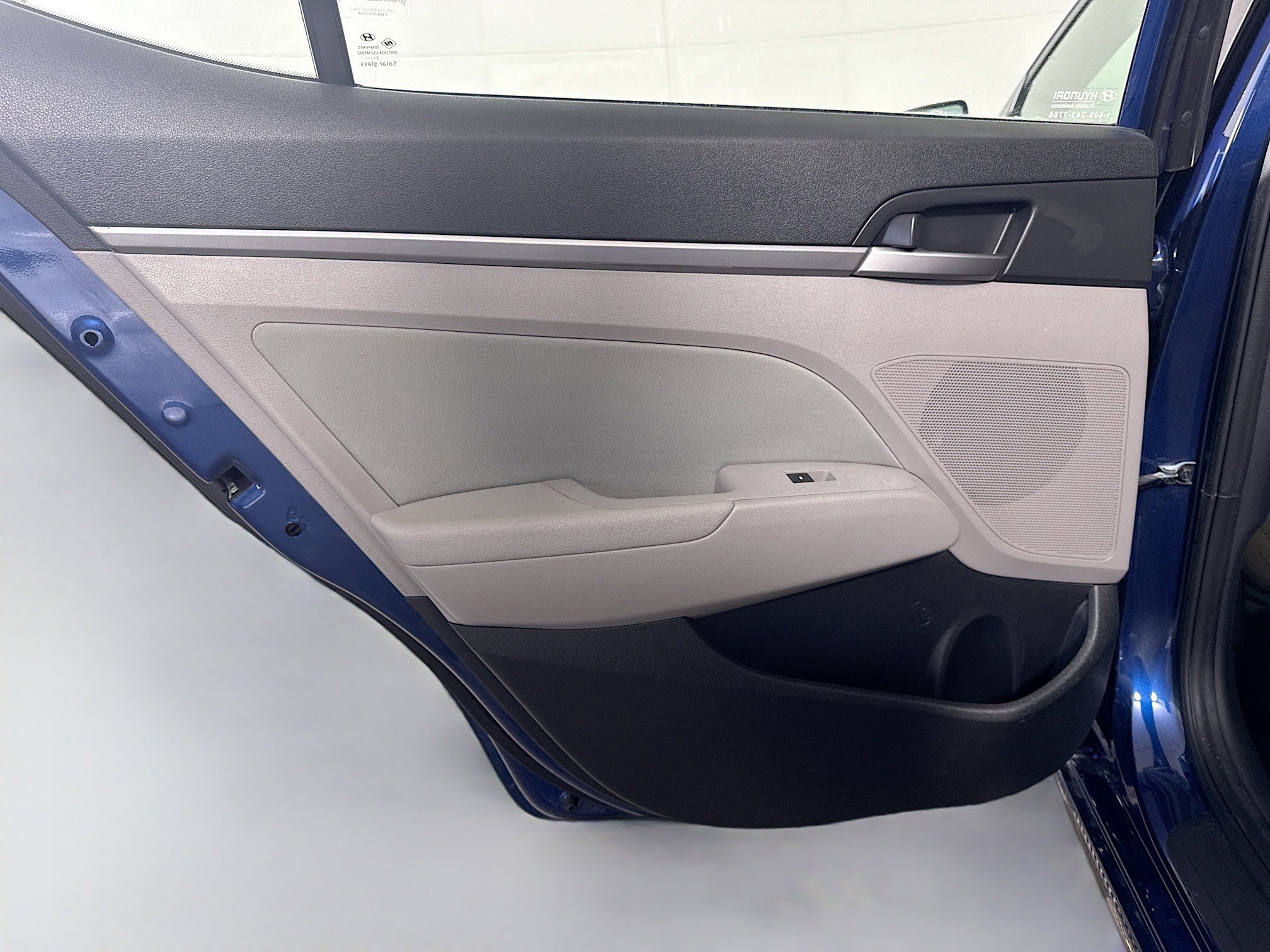 Used 2018 Hyundai Elantra SEL FWD image 25