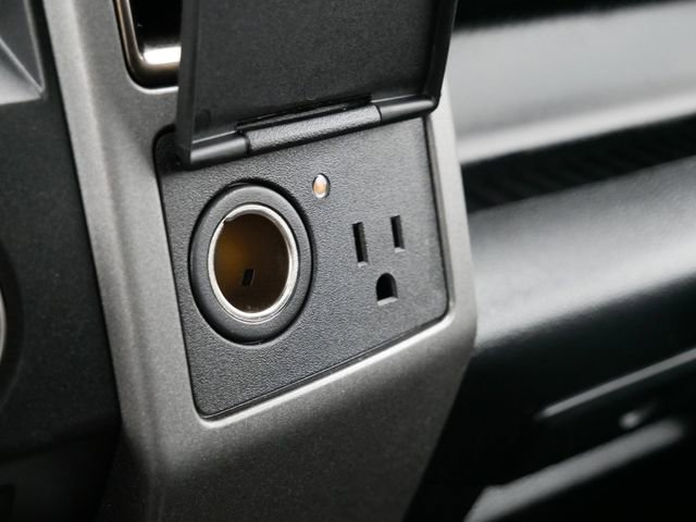 Used 2018 Ford F150 Raptor w/ Equipment Group 802A Luxury image 23