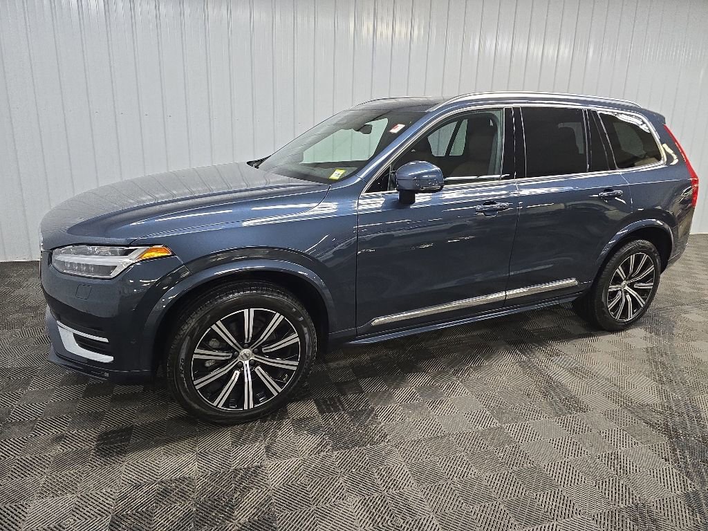 Used 2024 Volvo XC90 B6 Plus w/ Protection Package AWD/4WD image 6