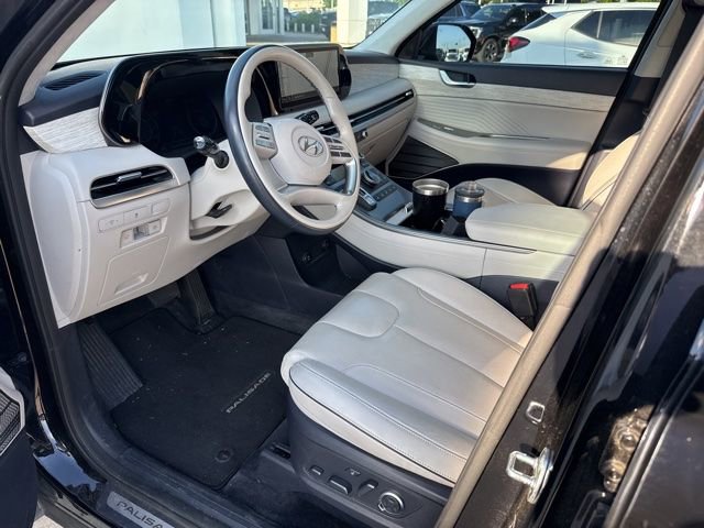 Used 2024 Hyundai Palisade Calligraphy FWD image 5