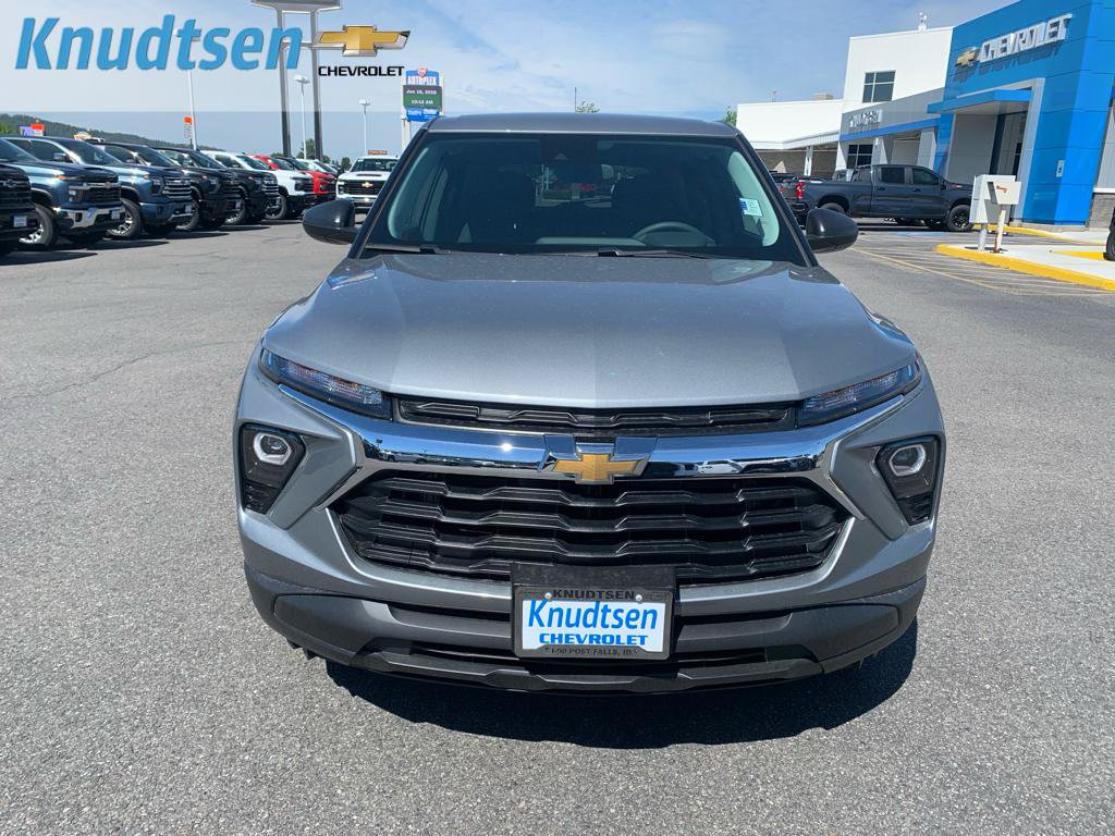 New 2026 Chevrolet TrailBlazer LS w/ LS Convenience Package AWD/4WD image 2