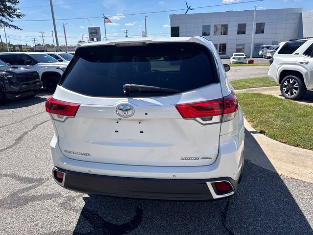 Used 2019 Toyota Highlander Limited AWD/4WD image 8