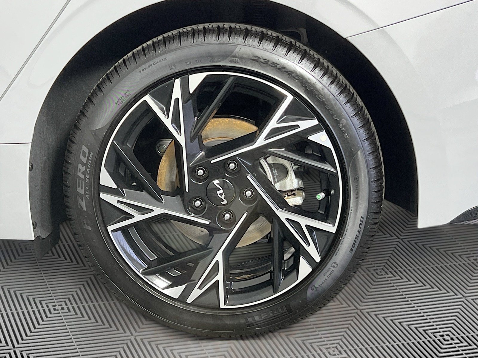 New 2025 Kia K5 GT-Line FWD image 34