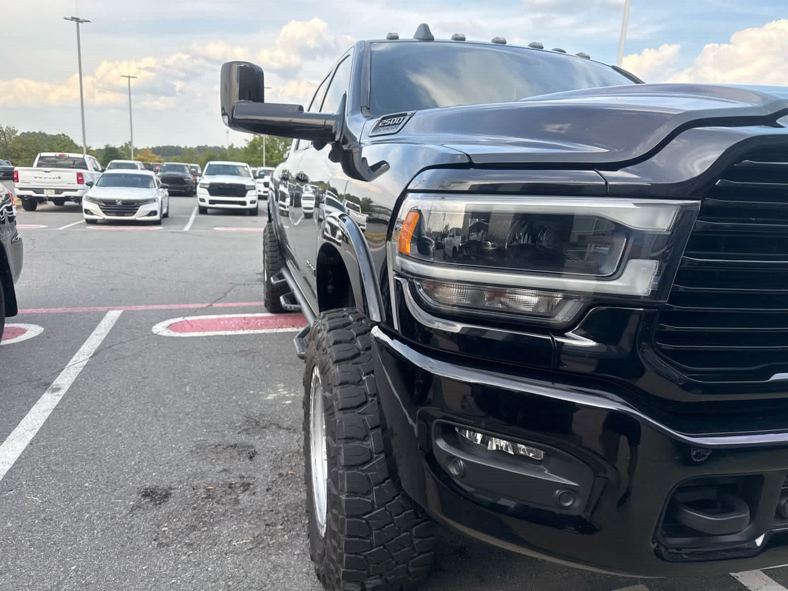 Used 2021 RAM 2500 Laramie w/ Night Edition AWD/4WD image 4