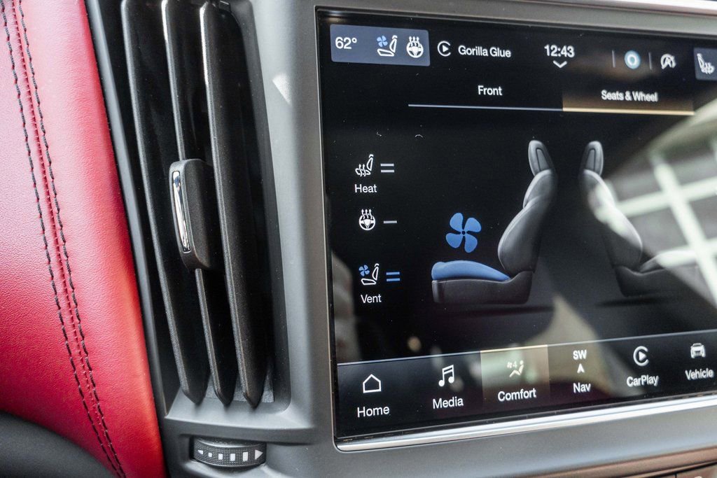 Used 2022 Maserati Levante GT image 23