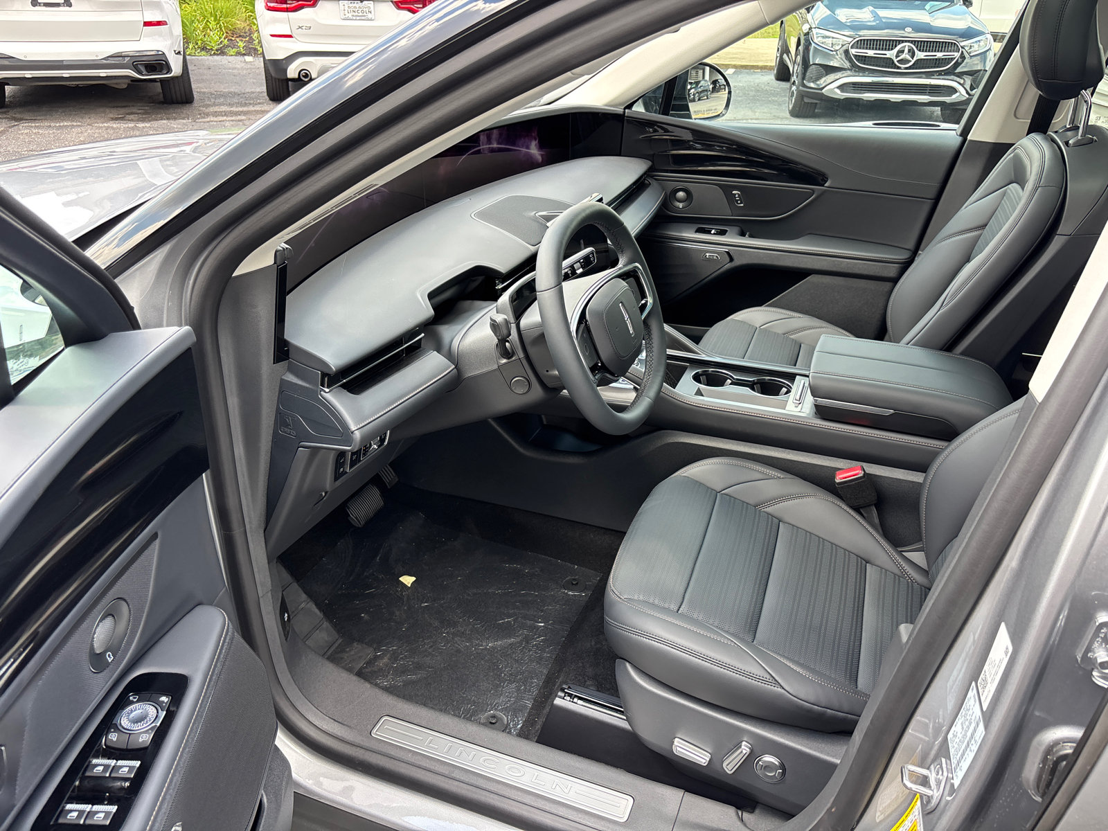 New 2026 Lincoln Nautilus Reserve AWD/4WD image 24