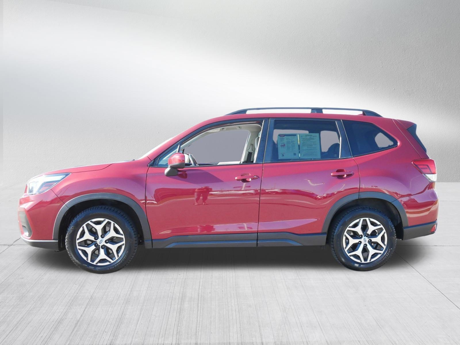 Used 2019 Subaru Forester Premium AWD/4WD image 4