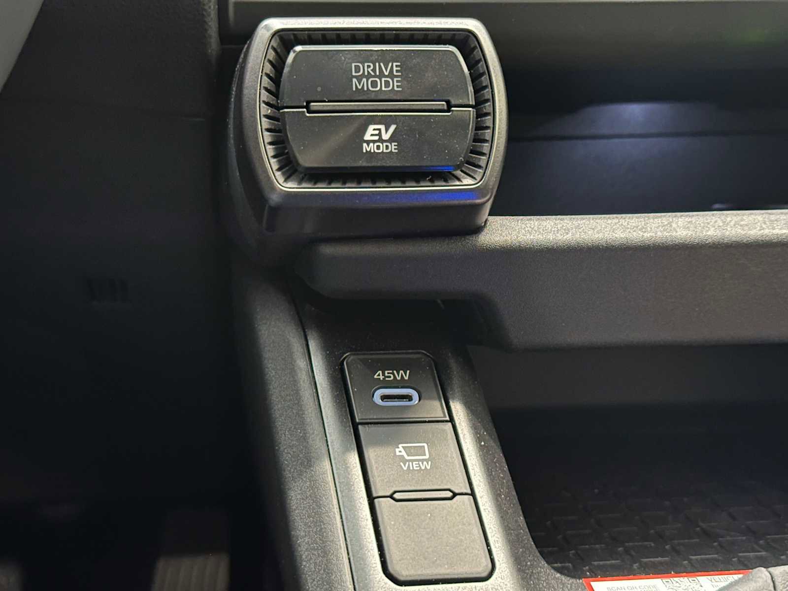 Certified 2026 Toyota RAV4 XSE w/ Weather Package AWD/4WD image 14