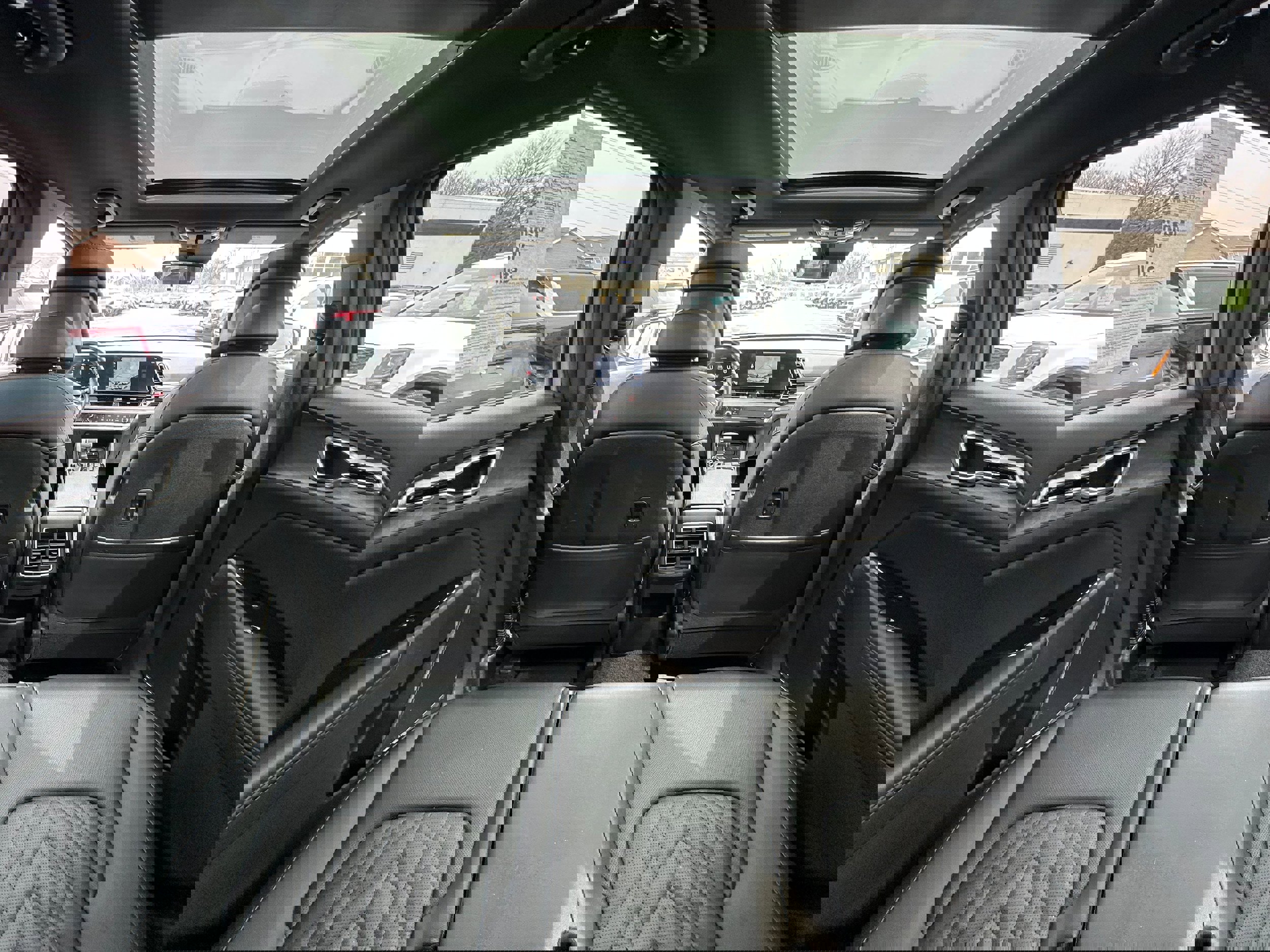 Used 2024 Kia Sportage X-Line w/ X-Line Premium Package image 12