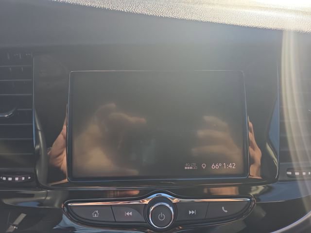 Used 2022 Buick Encore Preferred image 18